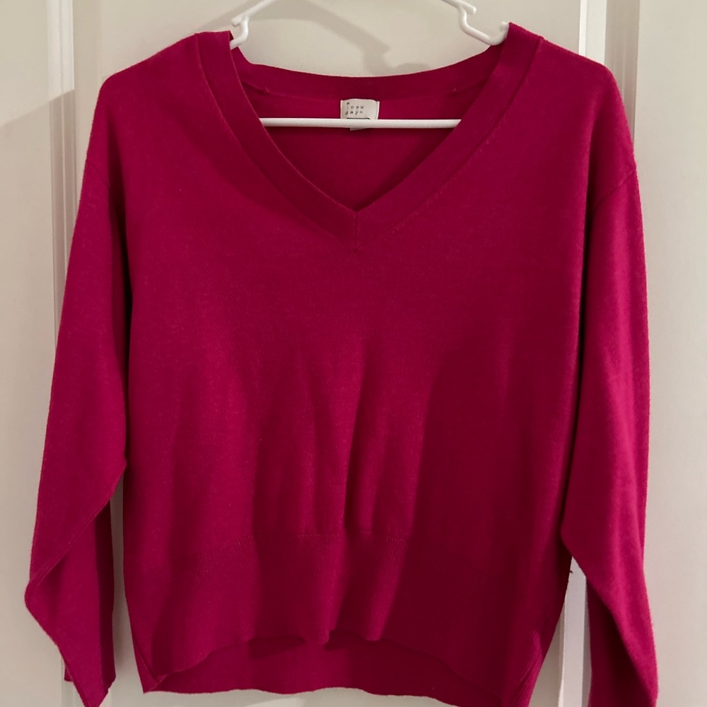 Cute light sweater top
